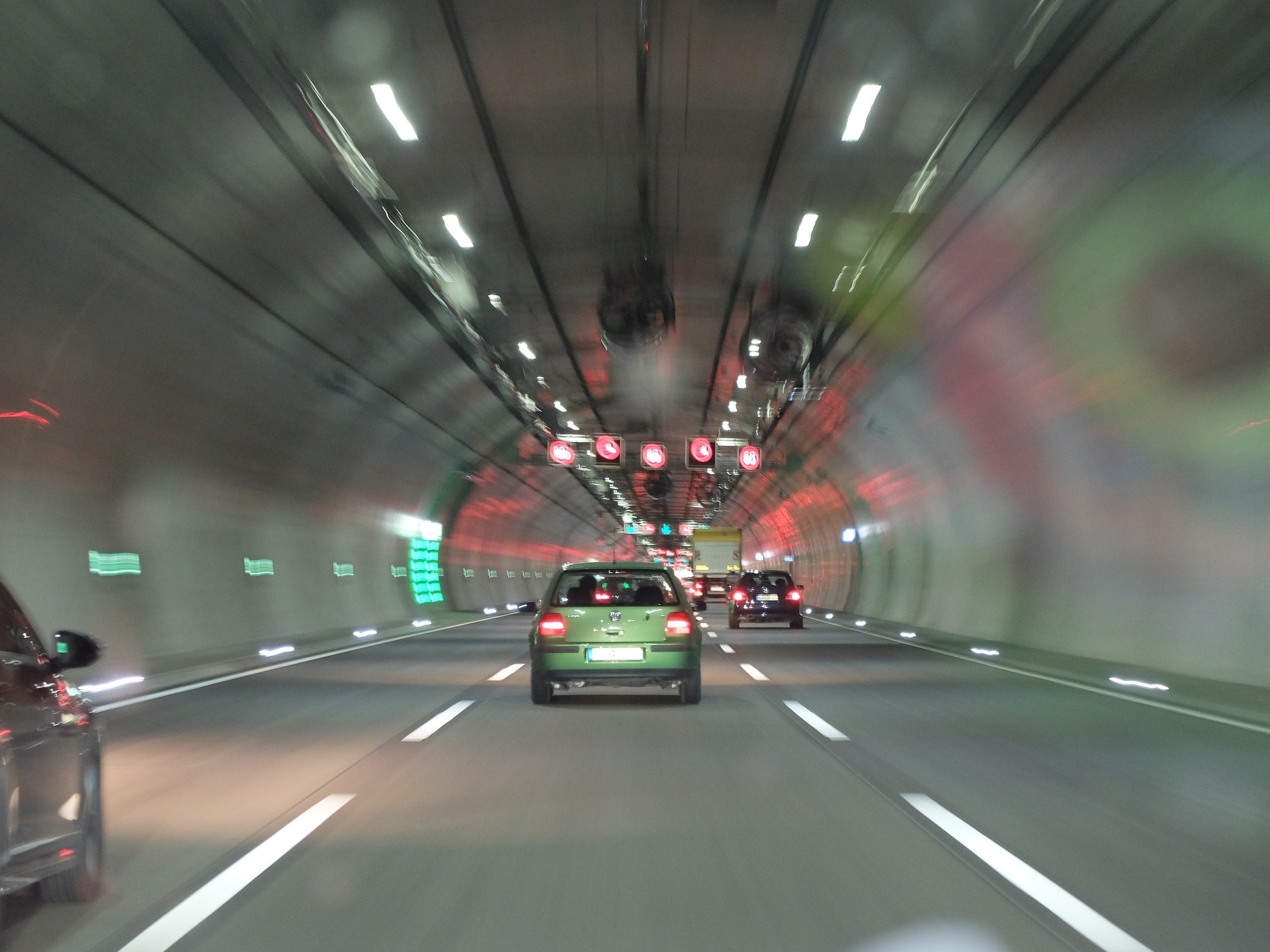 dálniční tunel